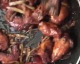 Foto langkah ke 2 dari resep Ayam goreng mentega.