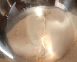 Foto del paso 2 de la receta: Magdalenas de claras y chocolate