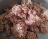 Foto del paso 1 de la receta: Sándwich de pollo y cebollas grilladas🥪🧀🍗