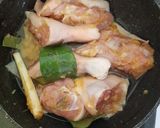Foto langkah ke 1 dari resep Ayam Goreng Ungkep Minyak.