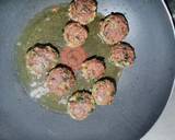 Meatballs in sauce#4wkschallenge recipe step 3 photo