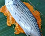 A picture of step 2 of PEPES IKAN WOKU IN HERBAL CURRY, WRAP WITH BANANA LEAVES.