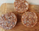 Fűszeres rántott sertés köröm burgonya pürével, házi savanyúval recept fázis 3 fotója