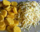 Foto del paso 7 de la receta: Desgranado de pollo con lechuga, queso costeño y maíz!💕