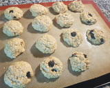 Foto del paso 2 de la receta: Galletitas de avena con pasas de uva
