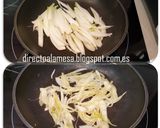 Foto del paso 1 de la receta Croissants de espinacas, queso de cabra y cebolla caramelizada