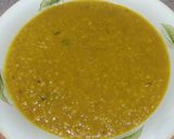 A picture of step 4 of Moong ki khati tarkay wali daal.