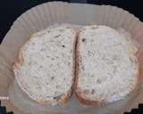 Foto del paso 1 de la receta: Tosta integral de espelta de jamón y queso brie