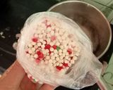 Foto langkah ke 1 dari resep Sago Mutiara Kuah Santan.