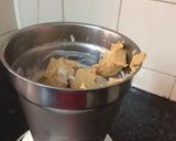 A picture of step 1 of Frozen banana ice cream with peanut butter.