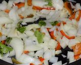 Foto del paso 1 de la receta: Huevos marroquines en tajine