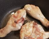 Foto del paso 2 de la receta: Pollo al verdeo express y one-pot