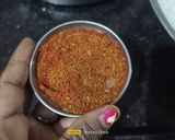 A picture of step 1 of Maharashtrian Phodnicha Masala Bhat.