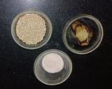 A picture of step 1 of Amla powder coconut chutney.
