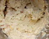 A picture of step 2 of Rice Flour Stuffed Dumplings.