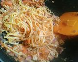 รูปขั้นตอนการทำที่ 3 ของ ลิงกัวเน่ผัดมะเขือเทศ