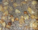 Foto del paso 1 de la receta: Revuelto de papas y carne picada
