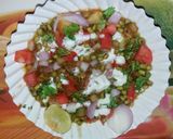 साबुत मूंग की चटपटी चाट (Sabut moong ki chatpati chaat recipe in hindi) रेसिपी चरण 4 फोटो