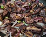 Foto del paso 4 de la receta: Macaroni con salsa de hongos shiitake y pollo
