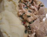 Foto del paso 4 de la receta: Pollo al verdeo con puré de papas 🍗🥔
