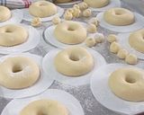 Foto langkah ke 5 dari resep Donat Kampung || Lembut.