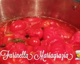 Foto del passaggio 4 della ricetta Passata di pomodoro km zero fatta in casa 🏡 dall' orto alla tavola 👩🍳🍅🏡🇮🇹🦁