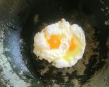 รูปขั้นตอนการทำที่ 1 ของ ข้าวผัดกะเพราไข่ดาว