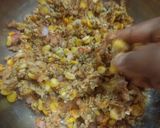 कुरकुरीत मक्याची भजी (Crispy corn pakoda recipe in marathi) रेसिपी स्टेप 3 फोटो 