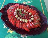 Une image de l'étape 7 de Salade de betteraves rouges aux tomates, poivrons et olives.