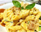 Pas rețetă Pasta cu cârnați și sos de brânză 4 fotografie