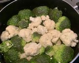Foto del paso 1 de la receta: Coliflor y Brócoli a la Bechamel