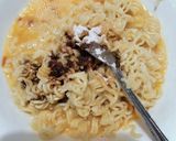 Foto langkah ke 2 dari resep Pizza Mie Sosis (Simple).