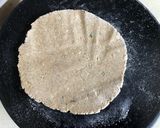 A picture of step 3 of Ragi Jowar Pyaz Pudina Ki Roti.