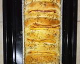Foto langkah ke 5 dari resep Roti Sisir Keju Smoked Beef.