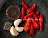 Foto langkah ke 2 dari resep Sambal Dadak Sunda.