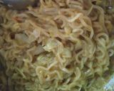 નુડલ્સ પિઝા (Noodles pizza Recipe in Gujarati) રેસીપી સ્ટેપ1ફોટો