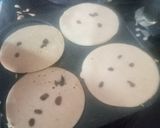 A picture of step 1 of Banana strawberry pancake.