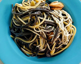 Foto del paso 4 de la receta: Mix de spaghetti con anguriñas de surimi y mejillones