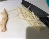 泡菜炒麵腸的食譜步驟1照片