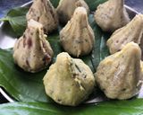 A picture of step 5 of Paan mawa modak.