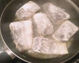 Foto del paso 2 de la receta Bacalao con patatas y champiñones
