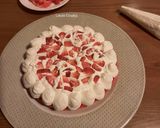 Foto del passaggio 8 della ricetta San Valentino cake
