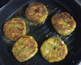 A picture of step 4 of Soyabean Tikkis.