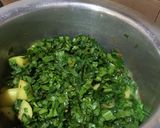 A picture of step 2 of Alu Palak.