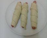 A picture of step 5 of Sausage wraps.