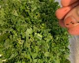 A picture of step 2 of Crispy kale 🥬.