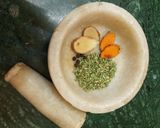 A picture of step 2 of Fennel, Ginger & Turmeric Tea.