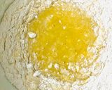 Foto del paso 4 de la receta: 🥮TORTA🥮 INVERTIDA DE 🍐PERA 🍐 Y 🍑 DURAZNO🍑