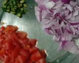 प्याज टमाटर फ्राइ (Pyaz tamatar fry recipe in hindi) रेसिपी चरण 1 फोटो