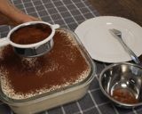 A picture of step 5 of Italian classic tiramisu.